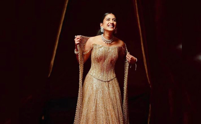 radhikamerchant.jpg