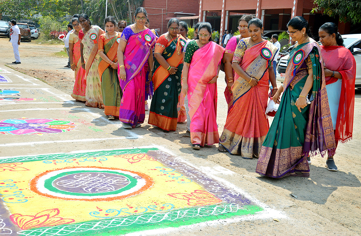 womens_20day_20celebrations_20in_20ap_20jac_20womens_20photos-11.jpg 10