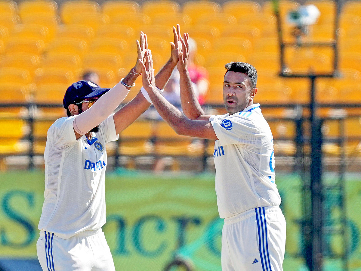India_20beat_20England_20by_20innings_20and_2064_20runs_20in_20Dharamshala_20Photos_1.jpg 2