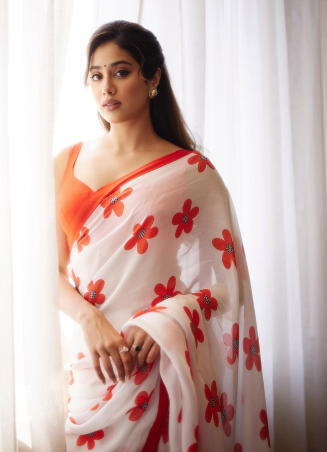 Janhavi-Kapoor-9.jpg 10