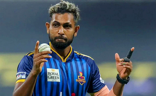 Nuwan-Thushara.jpg