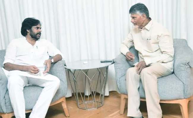 chandrababu-naidu-and-pawan-kalyan.jpg