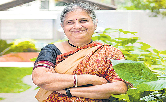 sudha-murthy-2.jpg