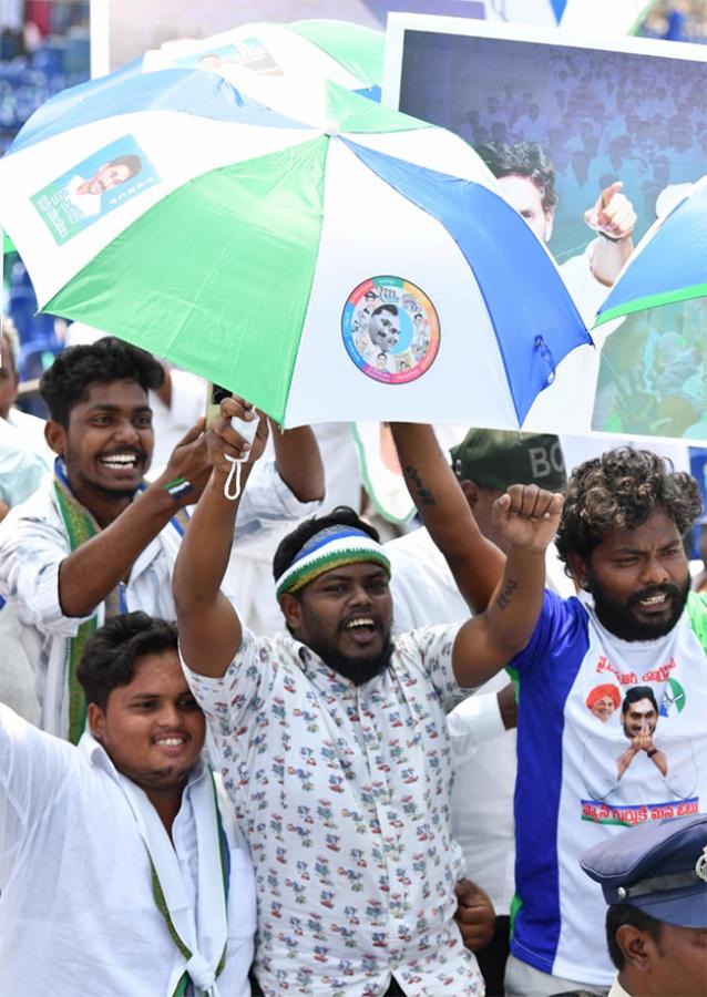AP_20CM_20YS_20Jagan_20Public_20Meeting_20at_20Medarametla_20_20Siddham_20Sabha-07.jpg 22