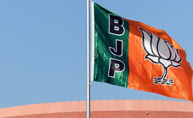 BJP_Hisar_MP_Quit.jpg