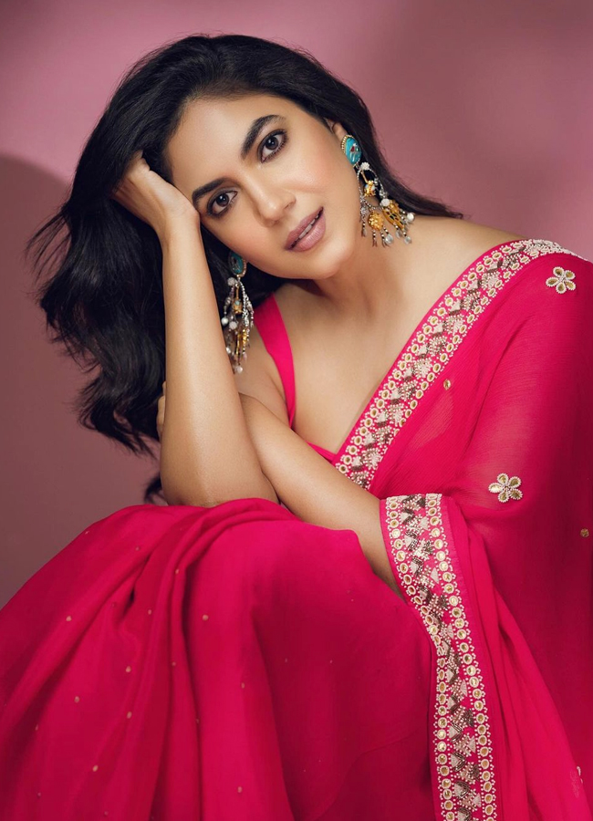 Ritu-Varma-1.jpg 2
