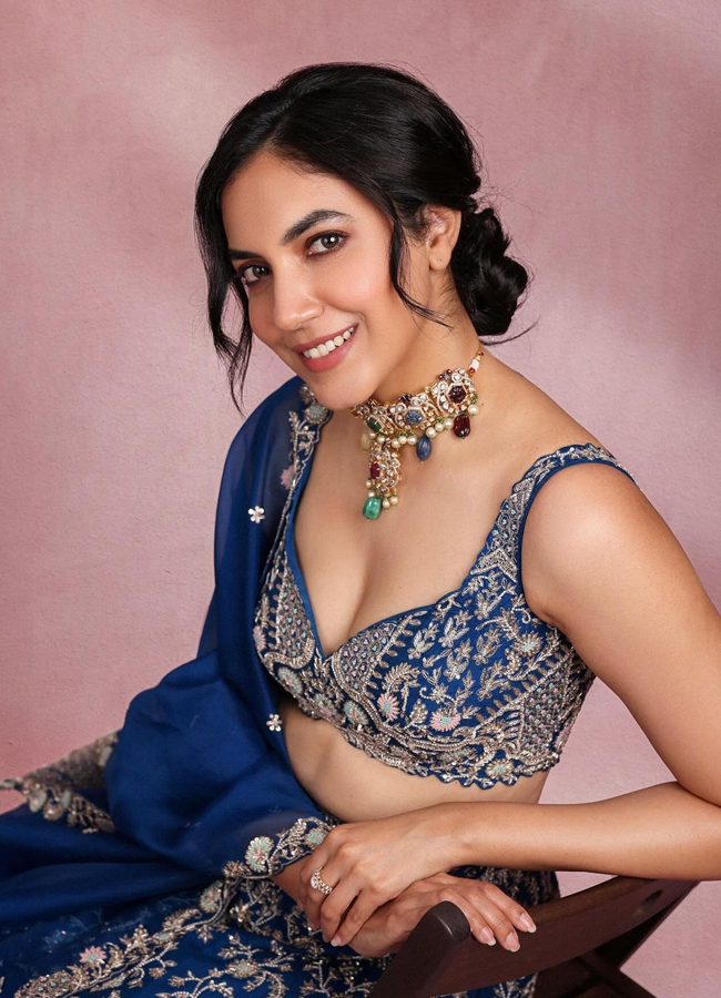 Ritu-Varma-11.jpg 12