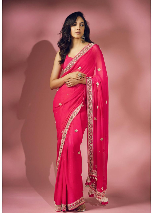 Ritu-Varma-13.jpg 14