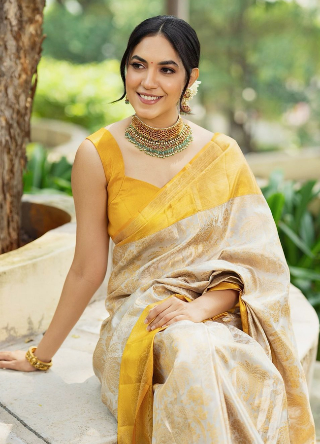 Ritu-Varma-14.jpg 15