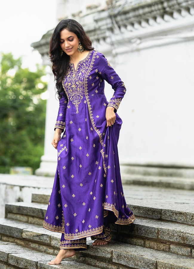 Ritu-Varma-17.jpg 18