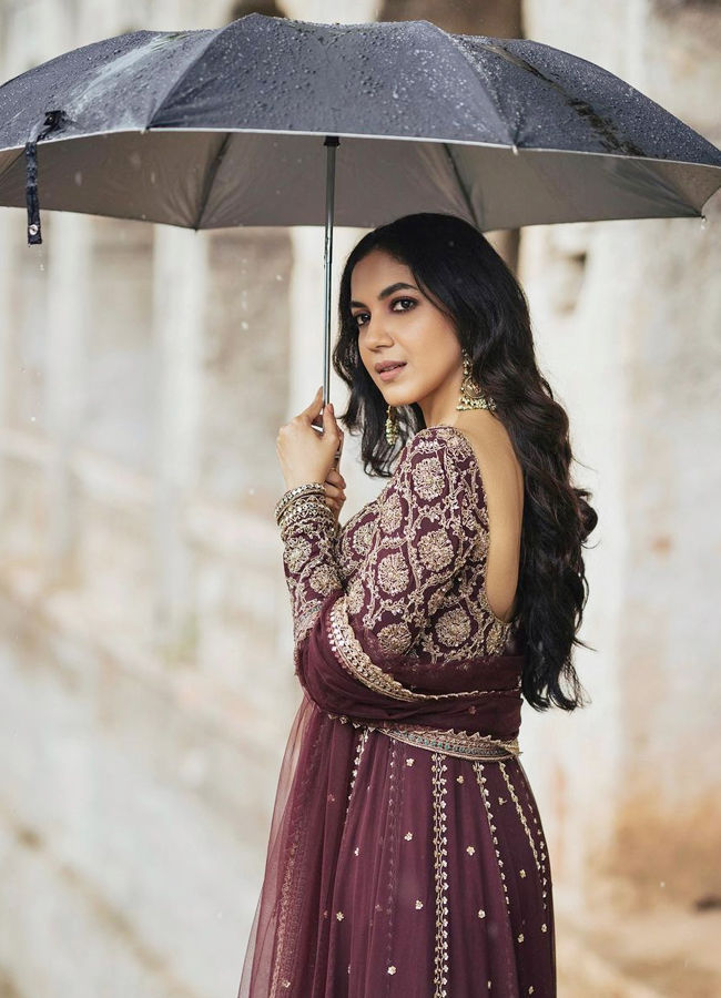 Ritu-Varma-21.jpg 22