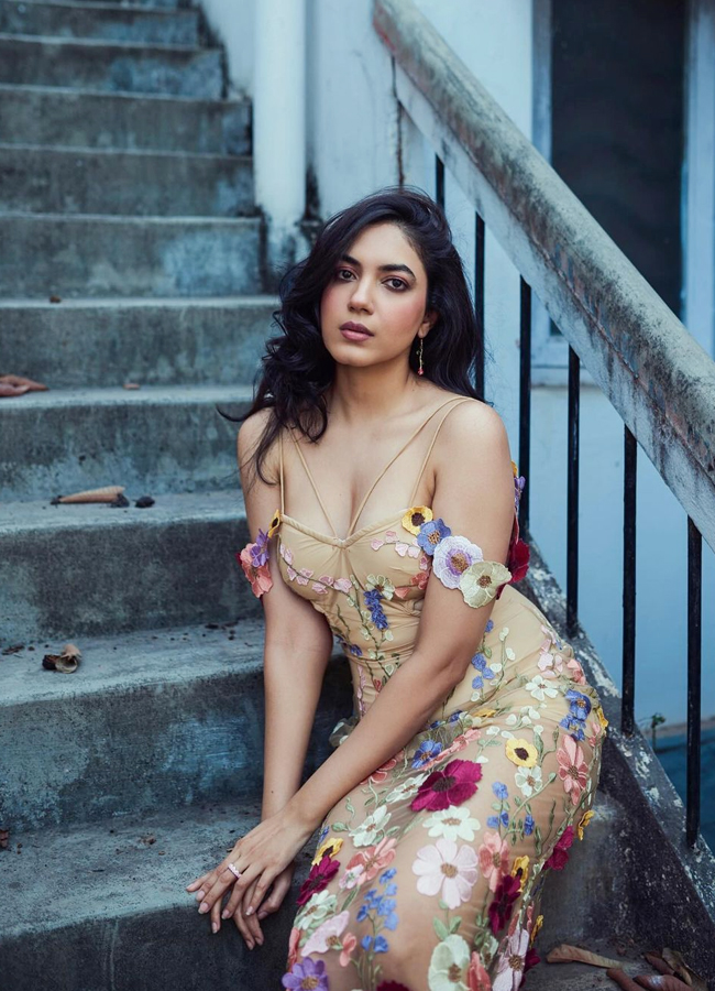 Ritu-Varma-4.jpg 5