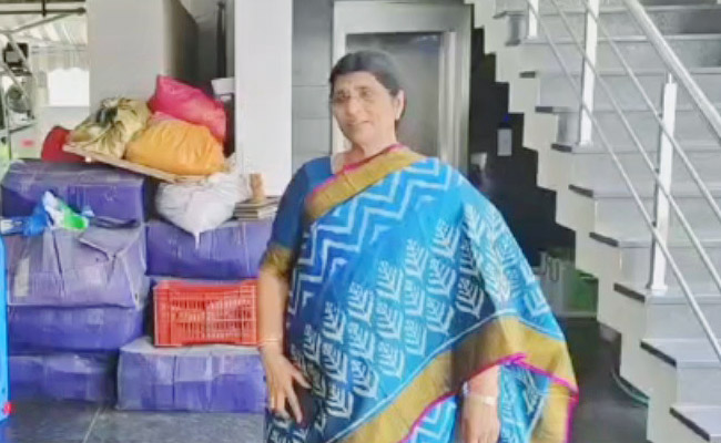 laxmiparvarthy.jpg