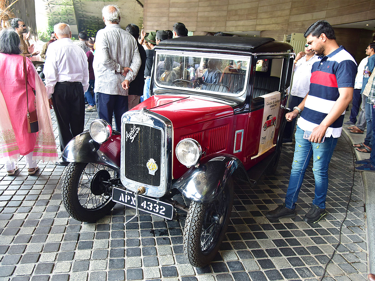 Haig_20Vintage_20Car_20Rally_20in_20Necklace_20Road_20-5.jpg 4