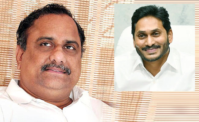 Mudragada-Padmanabham.jpg