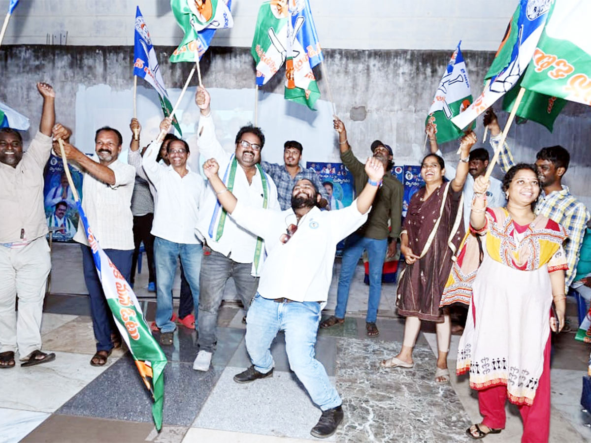 ys_20jagan_20siddham_20meeting-6.jpg 6