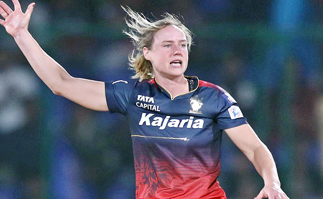 EllysePerry.jpg