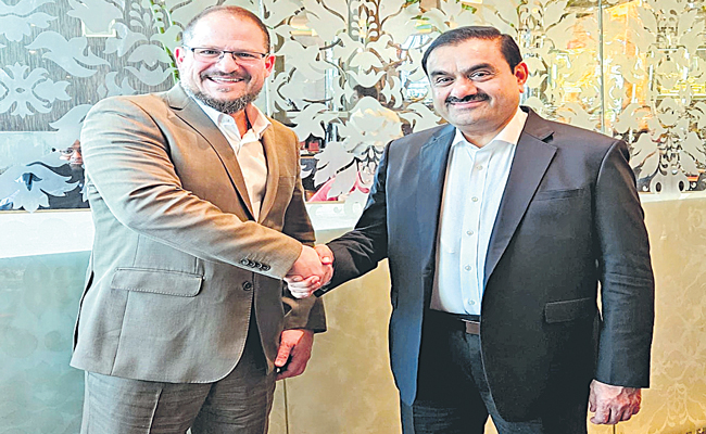 GAUTAM-ADANI.jpg