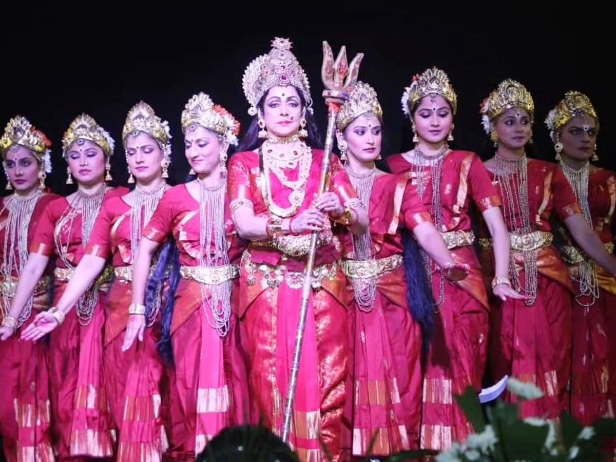 Hema-Malini-14.jpg 15