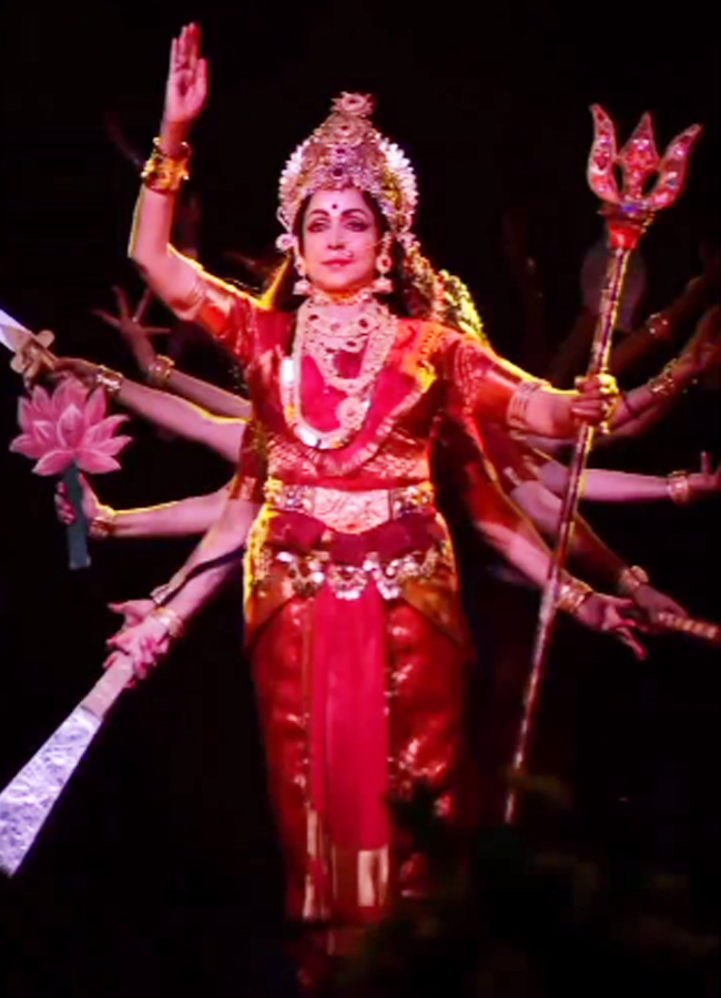 Hema-Malini-15.jpg 17