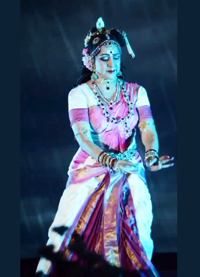 Hema-Malini-6.jpg 7