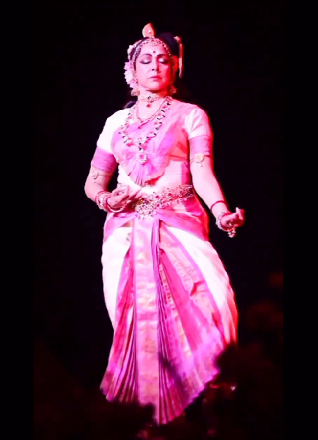 Hema-Malini-7.jpg 8