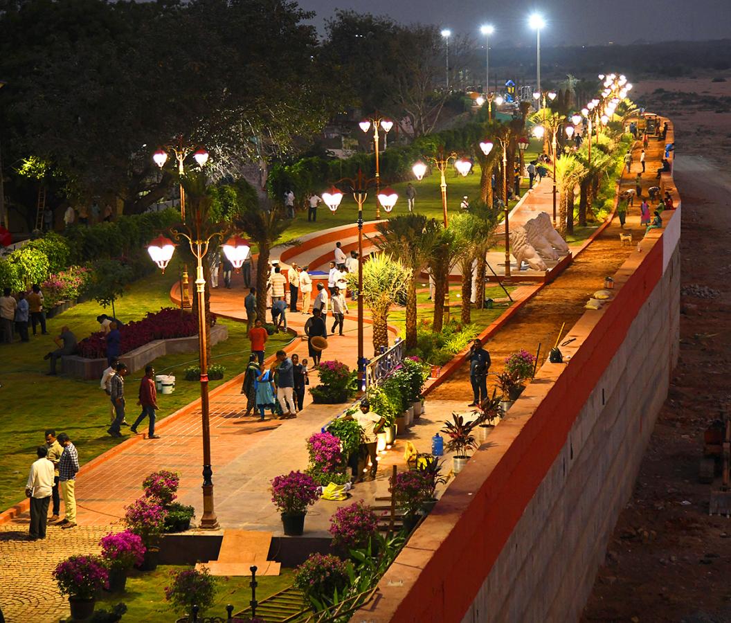 Riverfront_20Park_20New_20landmark_20of_20Vijayawada_20Photos-14.jpg 14