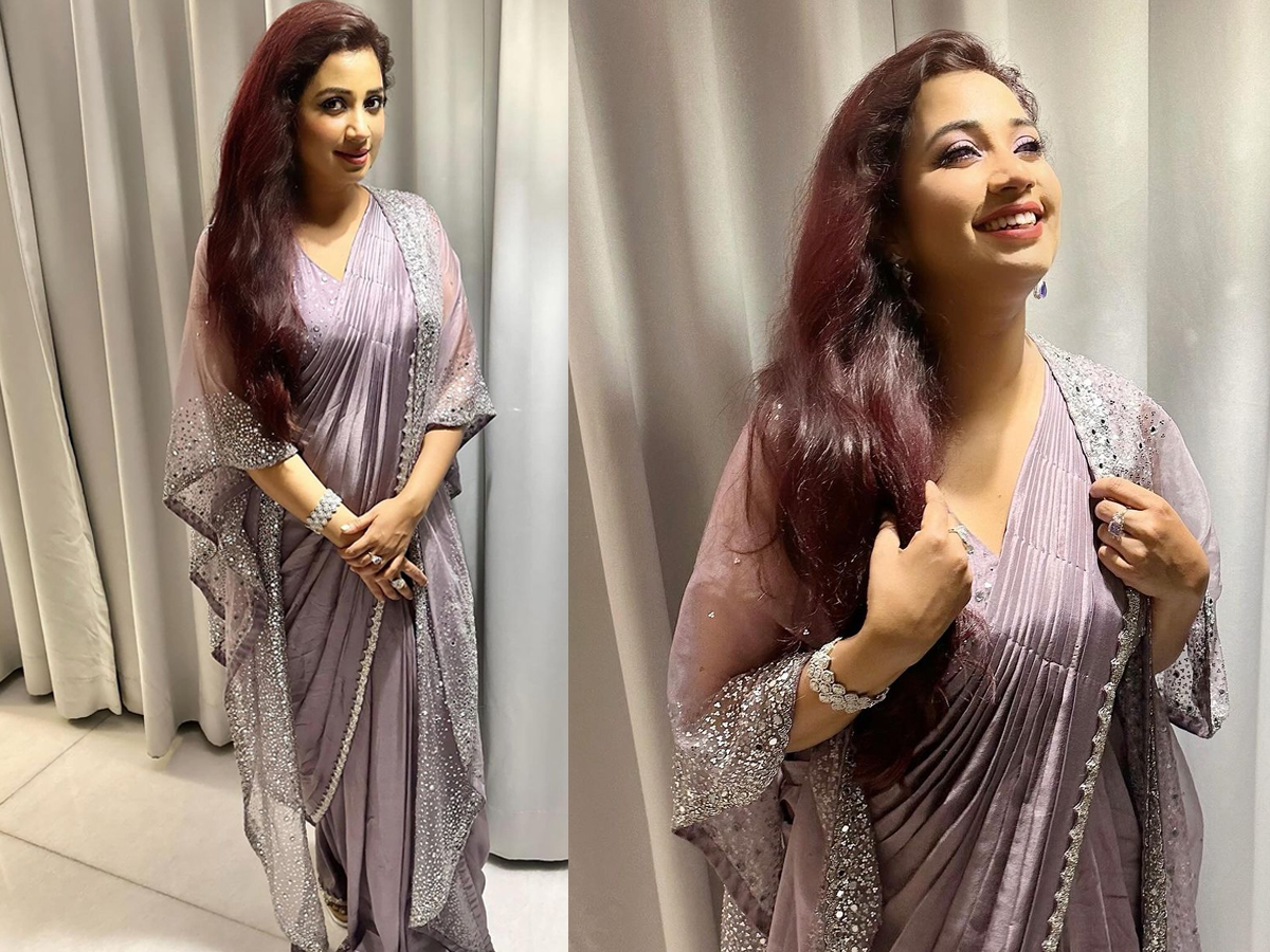 Shreya-Ghoshal-16.jpg 22