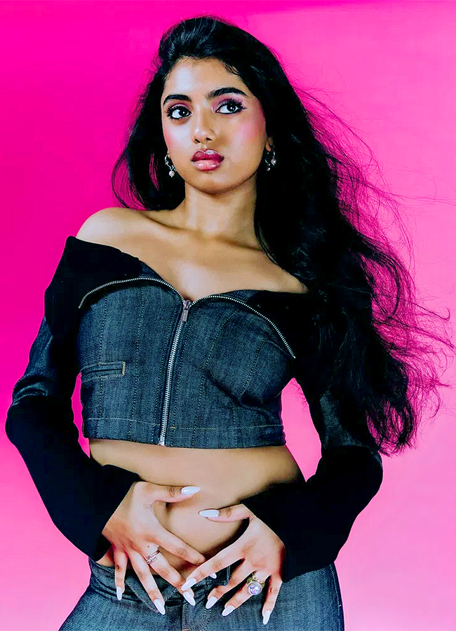 Tollywood_20child_20artist_20Avantika_20Vandanapu_20in_20Hollywood-11.jpg 11
