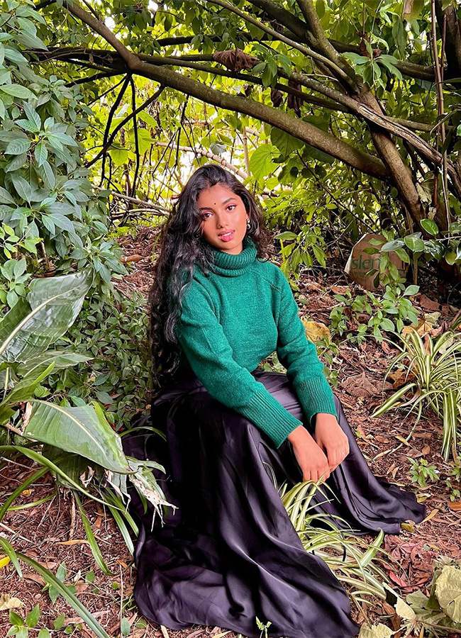 Tollywood_20child_20artist_20Avantika_20Vandanapu_20in_20Hollywood-13.jpg 13