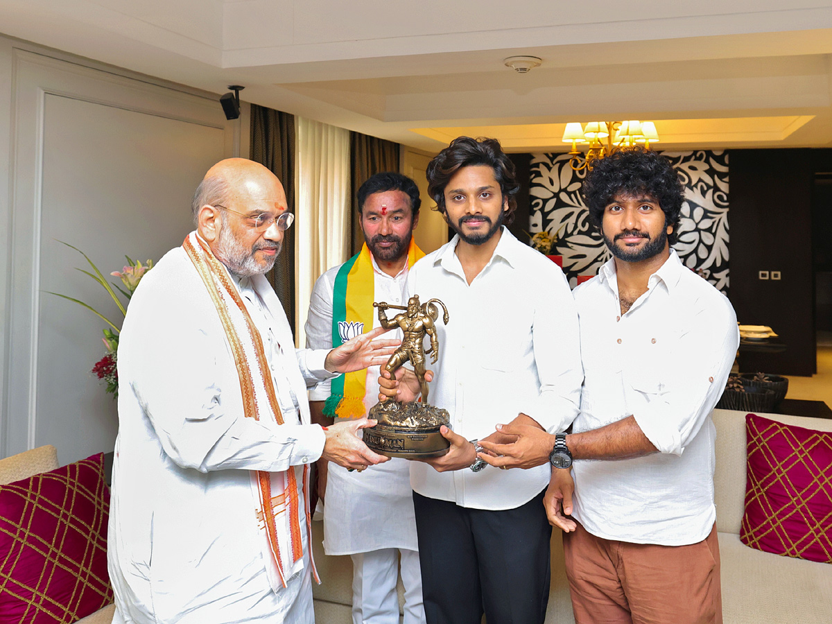 HanuMan_20Team_20Prasanth_20Varma_2C_20Teja_20Sajja_20Meet_20Home_20Minister_20Amit_20Shah_20Photos_1.jpg 2