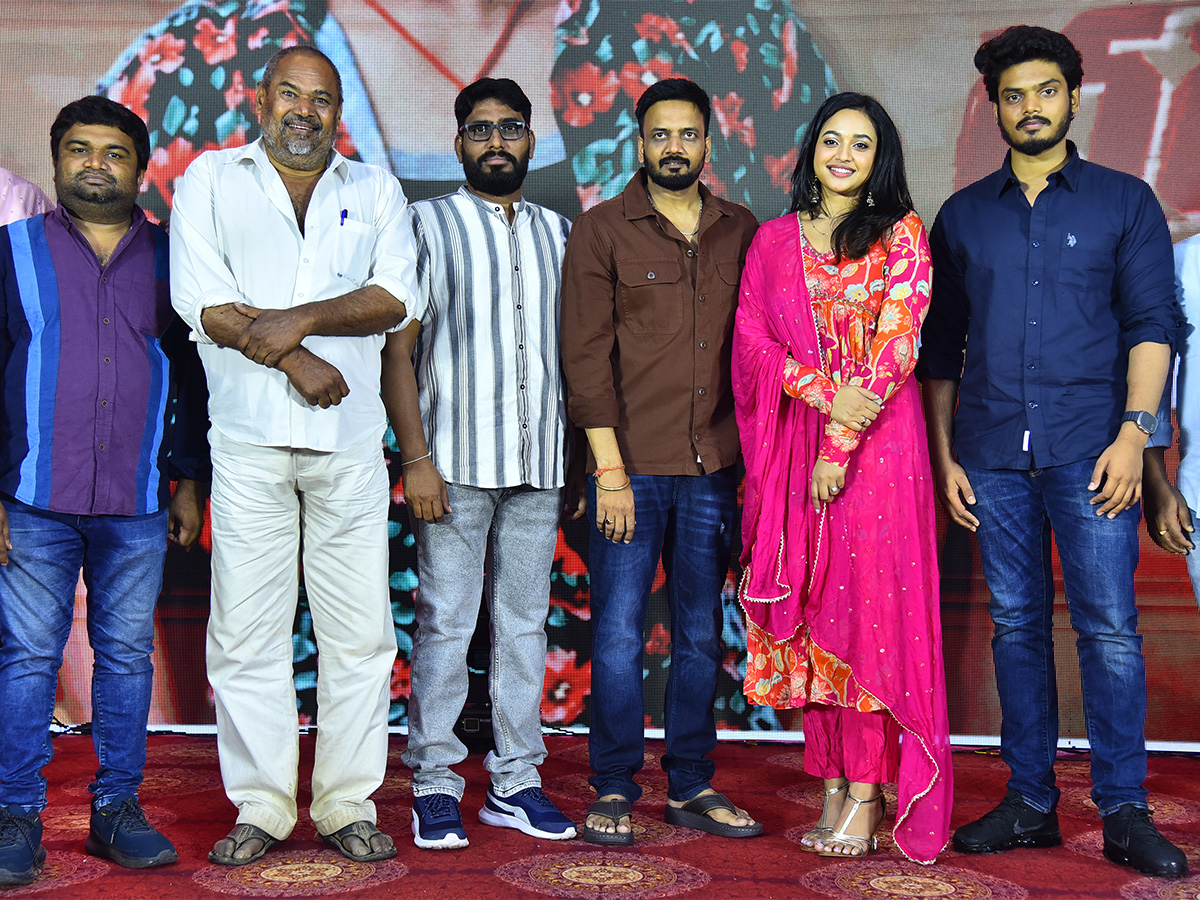 Vey_20Dharuvey_20Movie_20Pre_20Release_20Event_20Photos-14.jpg 14