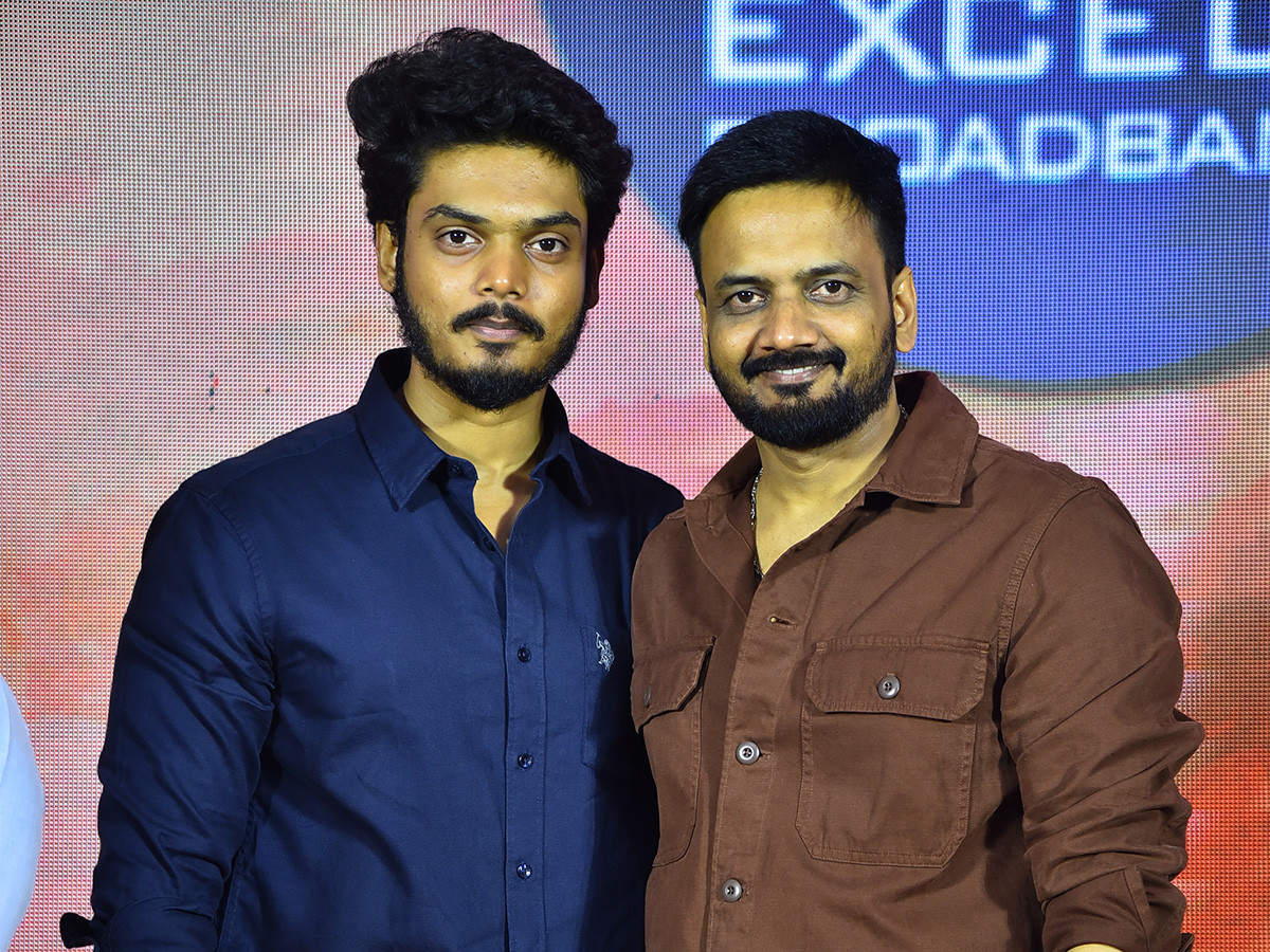 Vey_20Dharuvey_20Movie_20Pre_20Release_20Event_20Photos-7.jpg 7