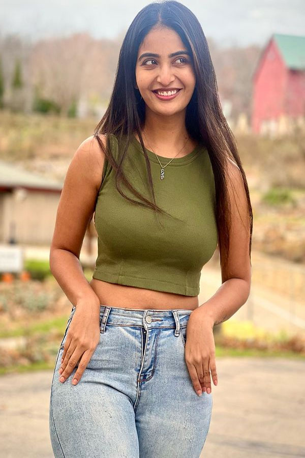 ananya8.jpg 10