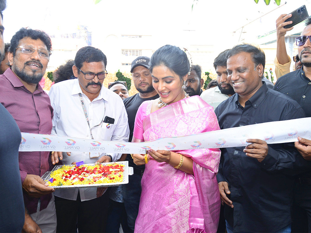 Actress_20Samyuktha_20menon_20at_20kurnool-1.jpg 1