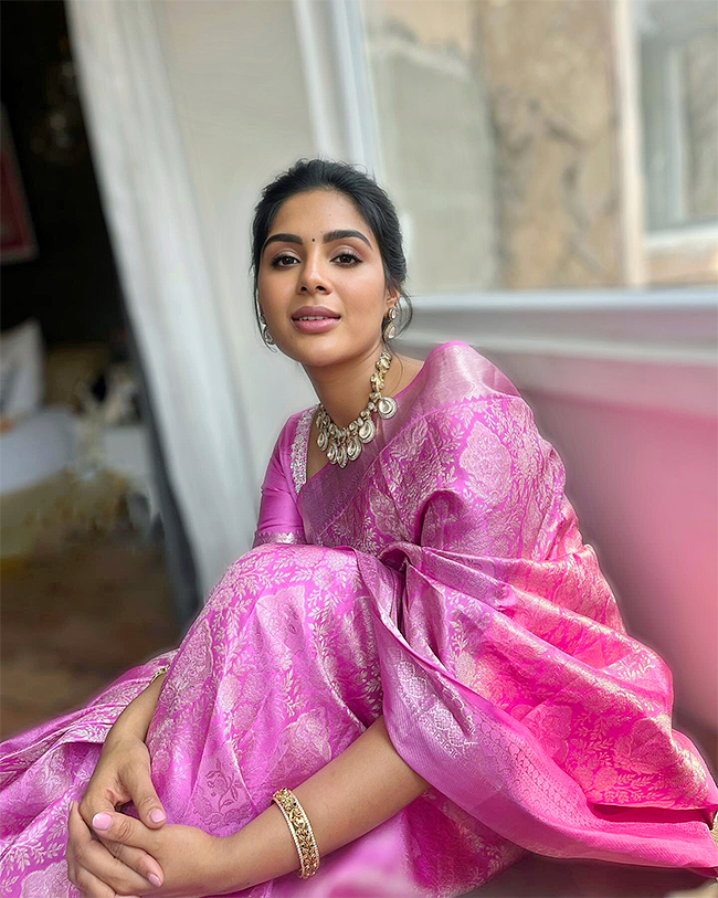 Actress_20Samyuktha_20menon_20at_20kurnool-8.jpg 8
