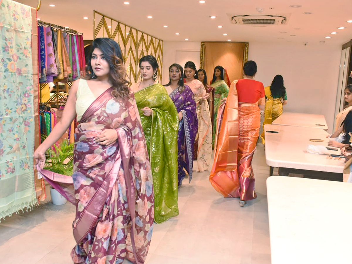 Designer_20Festive_20and_20Wedding_20Collection_20Launch-2.jpg 2