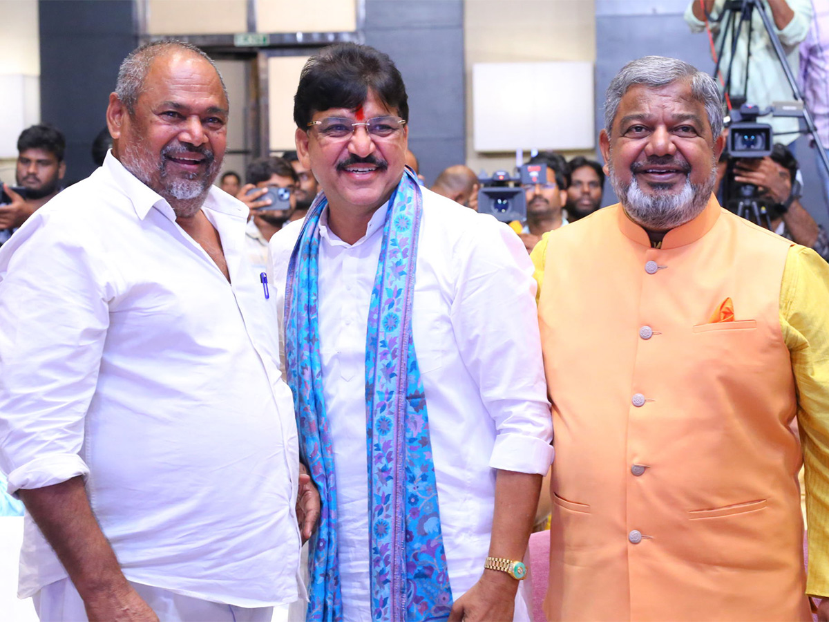 Razakar_20Movie_20Pre_20Release_20Event_20Pics-10.jpg 10