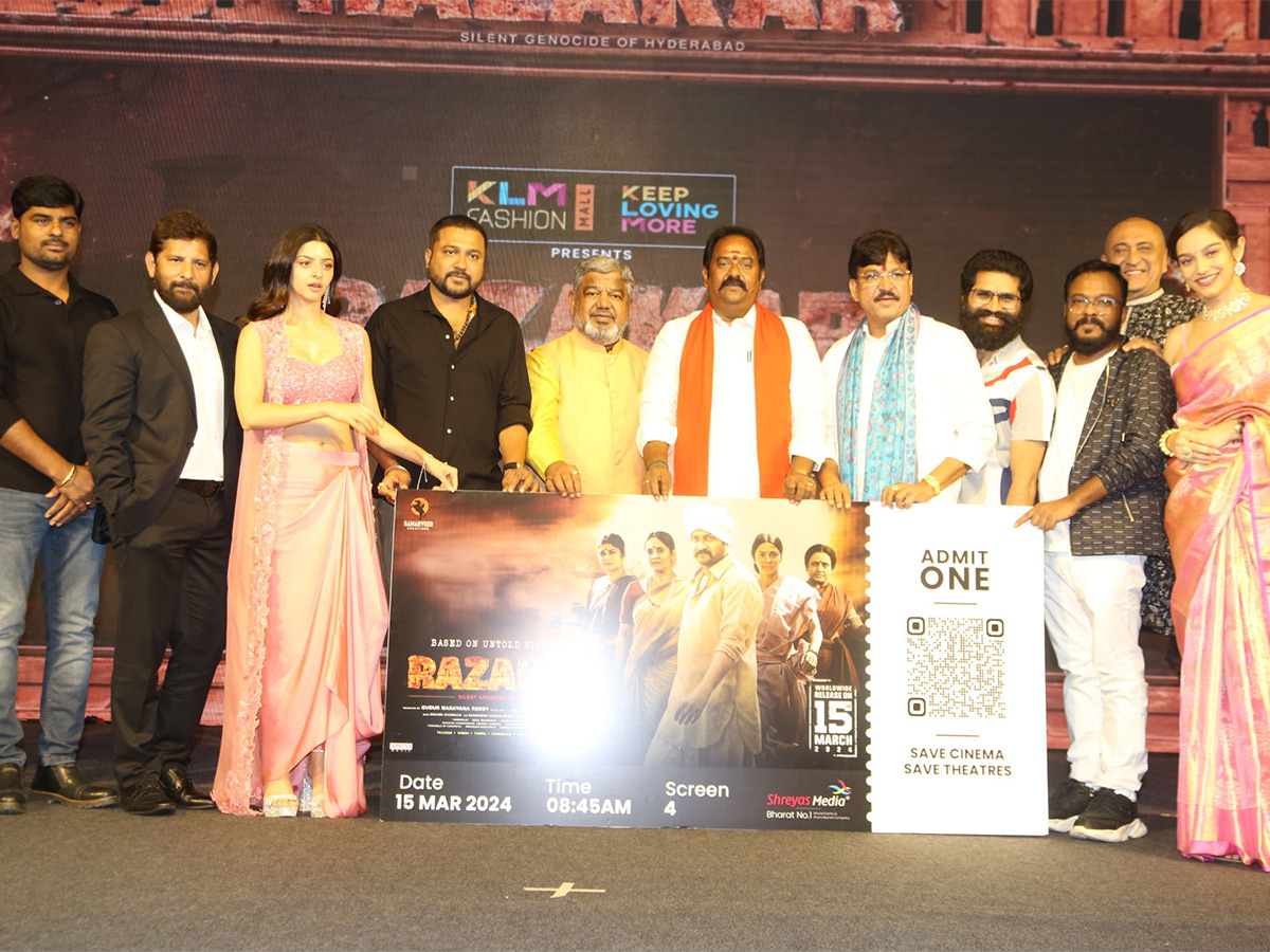 Razakar_20Movie_20Pre_20Release_20Event_20Pics-22.jpg 21