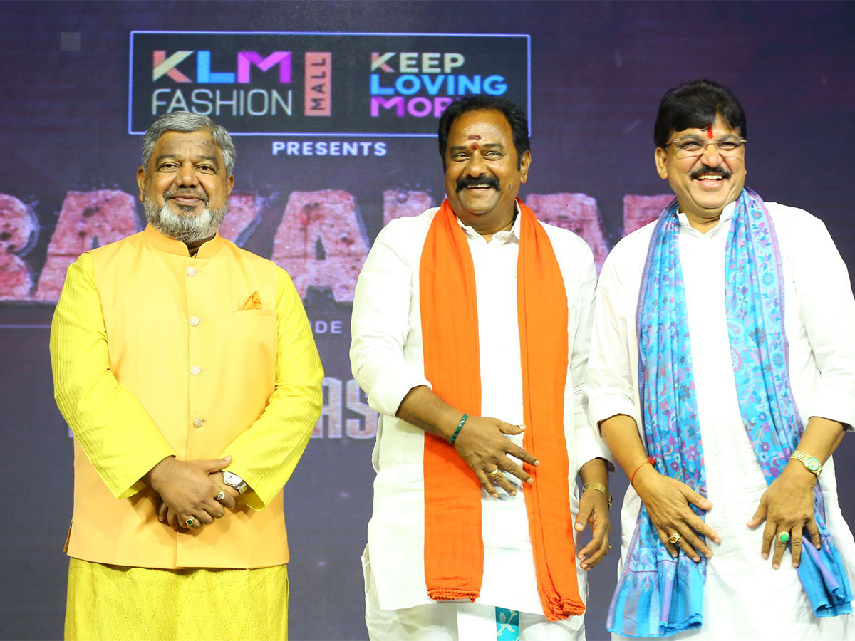 Razakar_20Movie_20Pre_20Release_20Event_20Pics-5.jpg 5