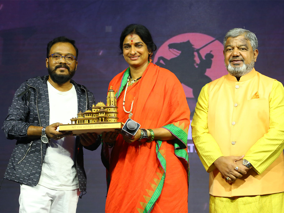Razakar_20Movie_20Pre_20Release_20Event_20Pics-9.jpg 9