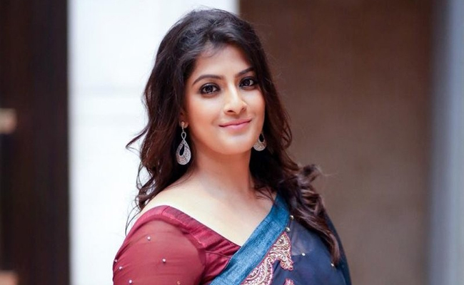 VARALAXMI.jpg