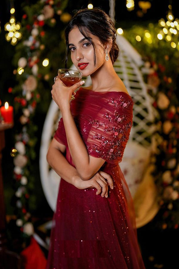 mamitha4.jpg 7