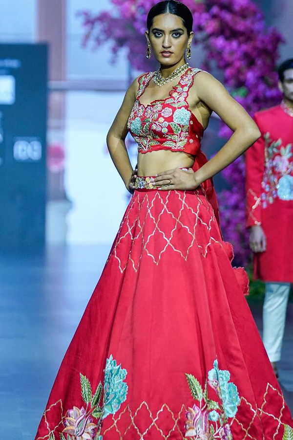 Lakmefashionweek_20Model-5.jpg 10