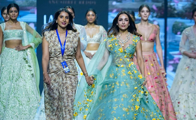 Lakmefashionweek_20gallery_20main.jpg 1