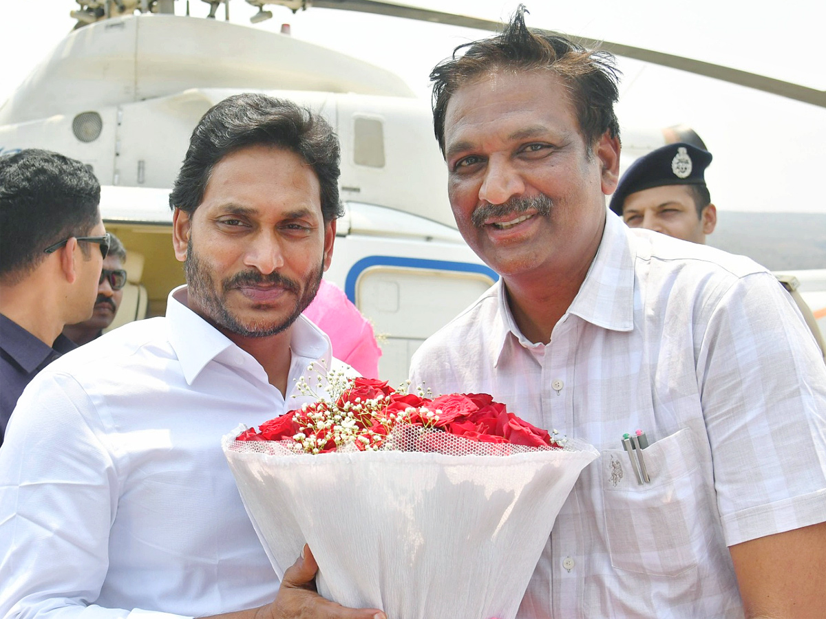 YSRCP_20announces_20candidates_20for_20Andhra_20Pradesh_20Assembly_20and_20Lok_20Sabha_20seats_20PHotos_9.jpg 9