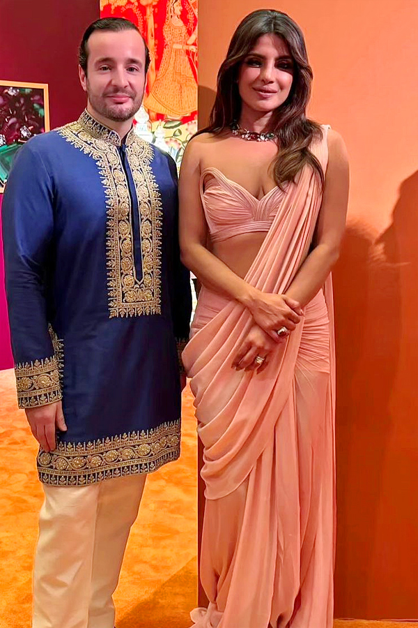 Isha_20Ambani_20Roman_20Holi_20Celebrations_20PHotos_17.jpg 18