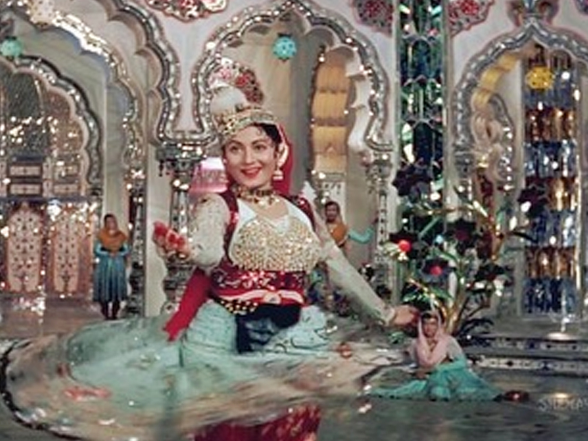 Madhubala-21.jpg 24