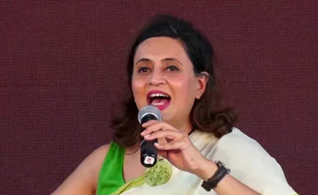 Sagarika-Ghose.jpg