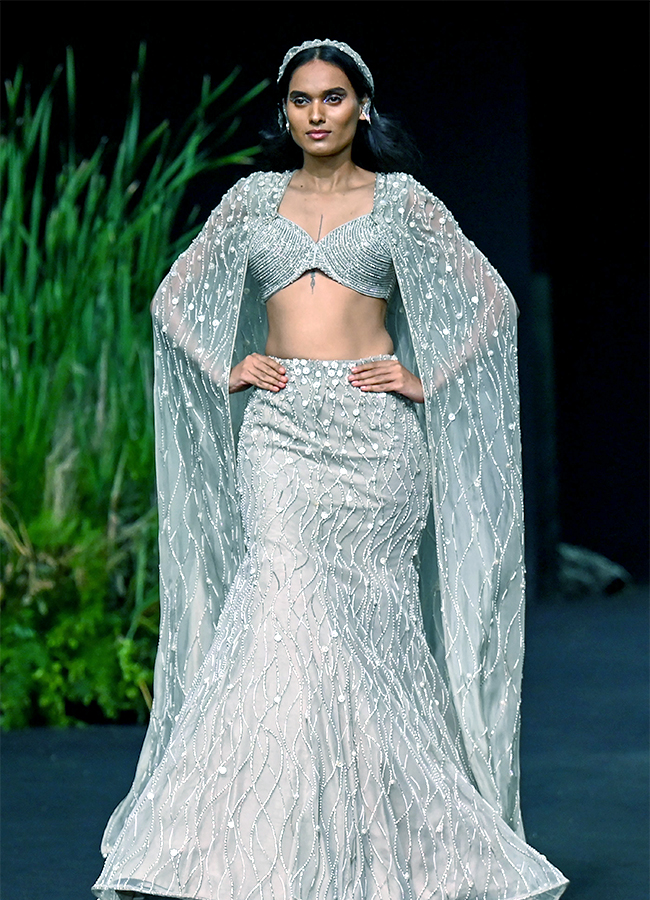 Lakme_20Fashion_20Week_202024_20in_20Mumbai_20Photos-15.jpg 15